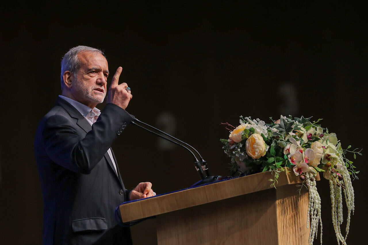 President Pezeshkian calls for unity among Muslims