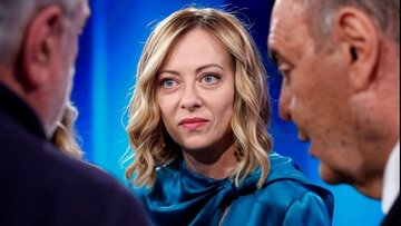 Оё нахуствазири Италия воқеан қобили тамҷид аст?