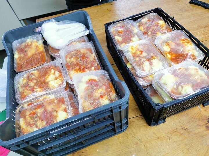 تقرير مصور/ مؤسسة اجتماعية اسلامية شيعية تواصل بتقديم المساعدات الإنسانية للفقراء والمحتاجين في الأرجنتين