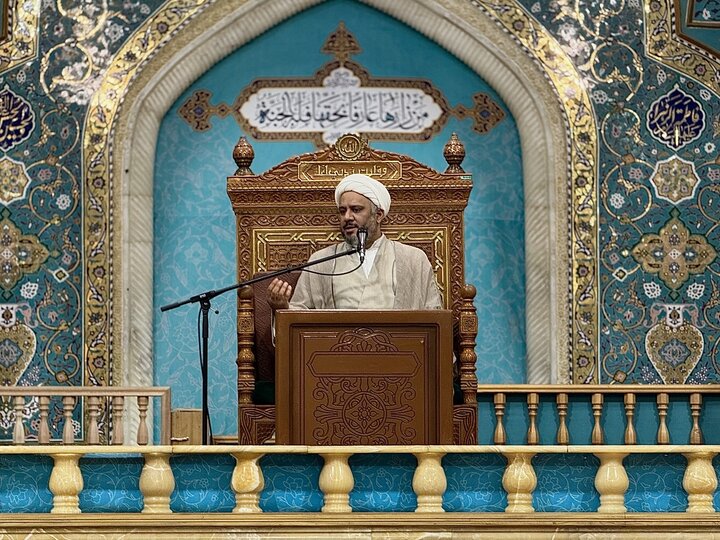 لزوم تبعیت از اهل‌بیت(ع) در مناسبات فکری، اجتماعی و خانوادگی/ ادعیه، مسیر عبور از طلب بخشش تا رسیدن به قرب الهی