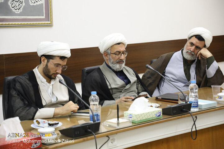 دیدار ریاست و مدیران مؤسسه آینده روشن با دبیرکل مجمع جهانی اهل‌بیت(ع)