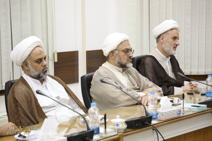 دیدار ریاست و مدیران مؤسسه آینده روشن با دبیرکل مجمع جهانی اهل‌بیت(ع)