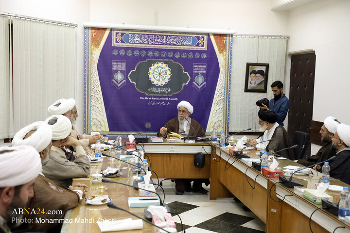 دیدار ریاست و مدیران مؤسسه آینده روشن با دبیرکل مجمع جهانی اهل‌بیت(ع)