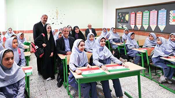 واریز حقوق مهرماه رئیس جمهور به حساب خیران مدرسه‌ساز