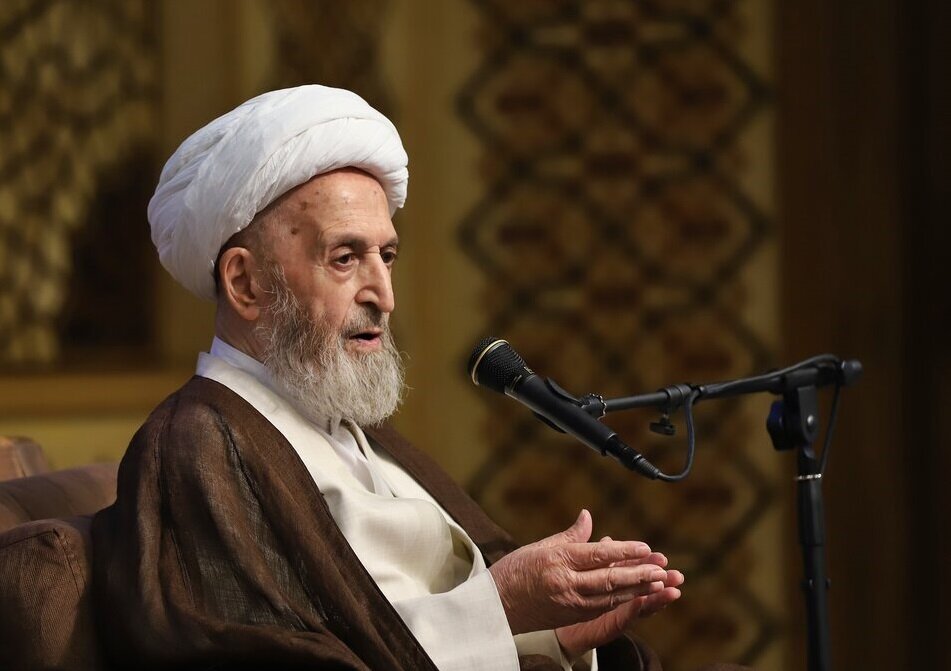 Grand Ayatollah Sobhani: Islam elevates women as equal partners in humanity, pillars of society