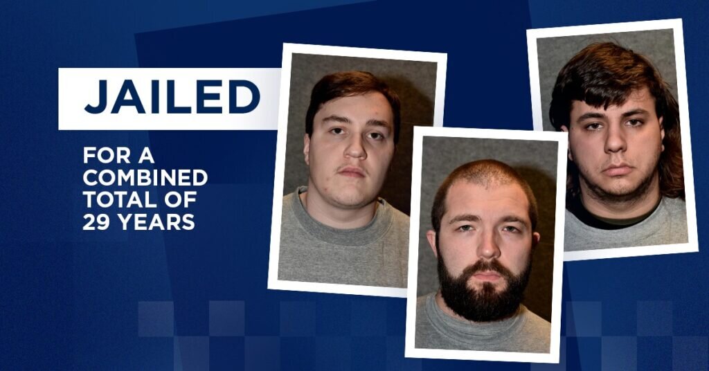 سه نئونازی بریتانیایی با اتهام برنامه‌ریزی حمله به مساجد مجموعا به ۲۹ سال حبس محکوم شدند