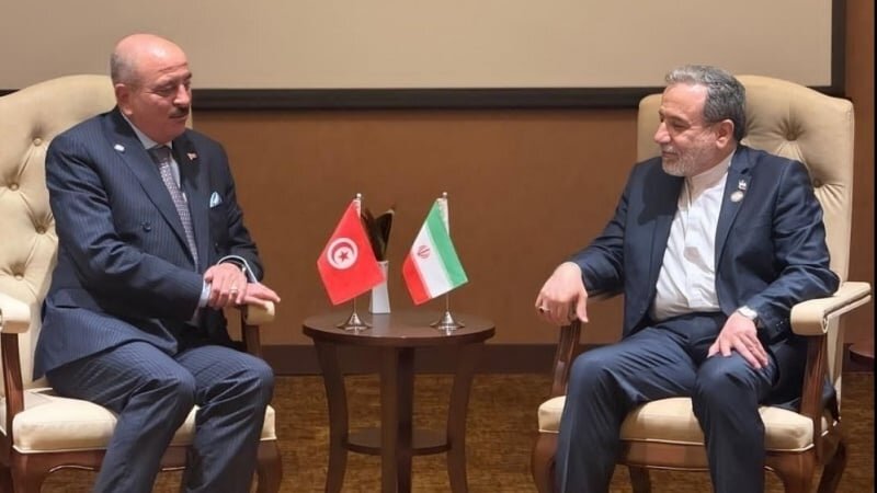 Araghchi in Uganda afferma la solidarietà del Movimento dei Paesi Non Allineati con la causa palestinese