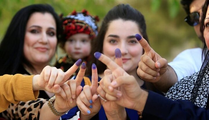 Jin hewl didin li Parlamentoya Iraqê ji bo bidestxistina mafên xwe têbikoşin