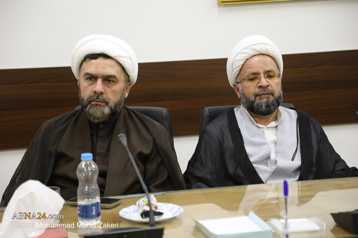 Foto / Ayende-i Rûşen Enstitüsü Yöneticilerinin Dünya Ehlibeyt Kurultayı Genel Sekreteriyle Görüşmesi