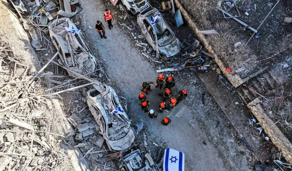 ‌اسکات ریتر: ‌ایران با فناوری موشکی پیشرفته، اسرائیل را در جنگ ۱۲ روزه زمین‌گیر کرد