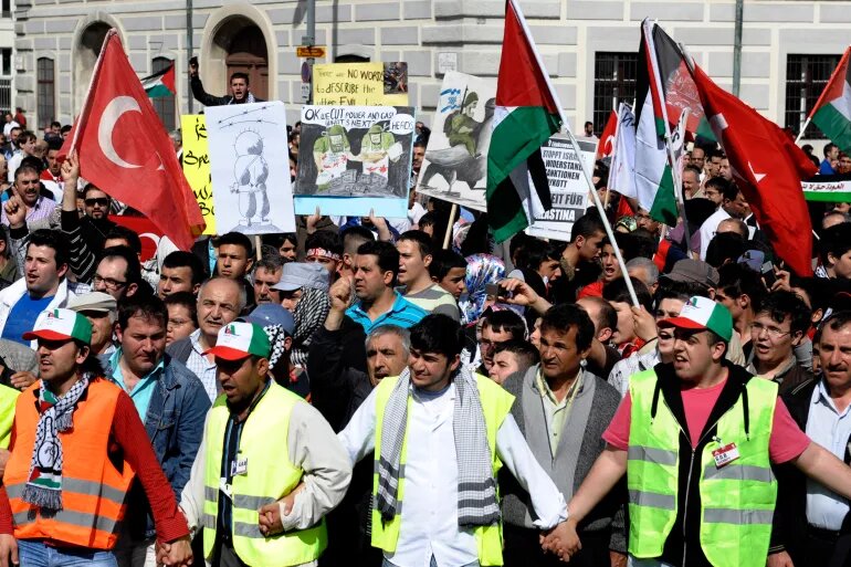 تظاهرات حامیان غزه در وین پایتخت اتریش