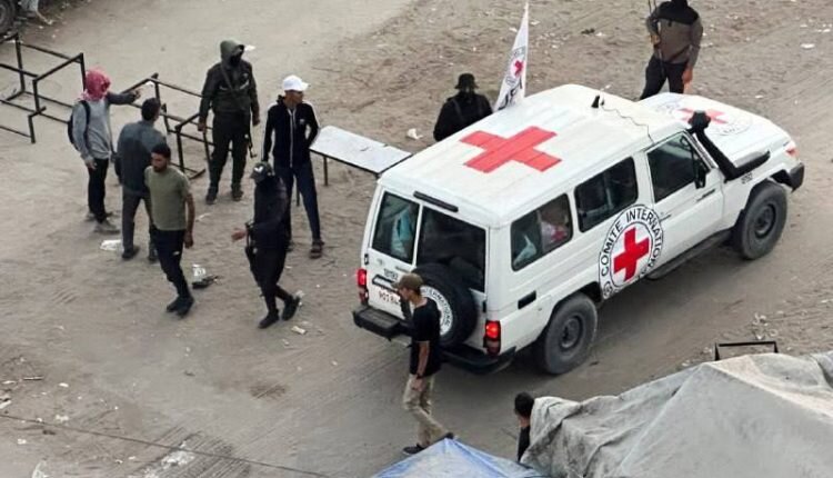 Hamas hands over remains of 2 Israelis to Red Cross