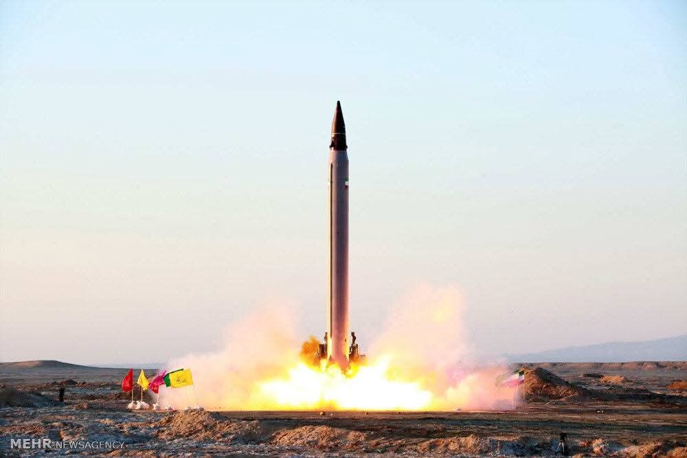 Iran Yazindua Makombora Mapya Yenye Uwezo wa Kuongozwa Angani