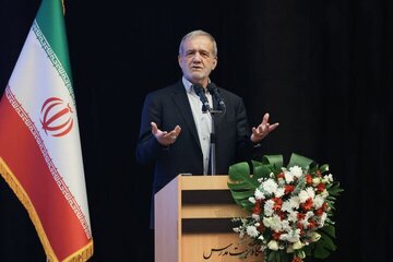 پزشکیان: ئەگەر هەڵکەوتەکان بێنە مەیدان دوژمن هیچ غەڵەتێک ناتوانێت بکات