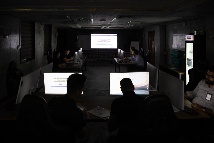 تقرير مصور/ إقامة دورة في تطوير التطبيقات وإدارتها بتقنيات الذكاء الاصطناعي بكربلاء