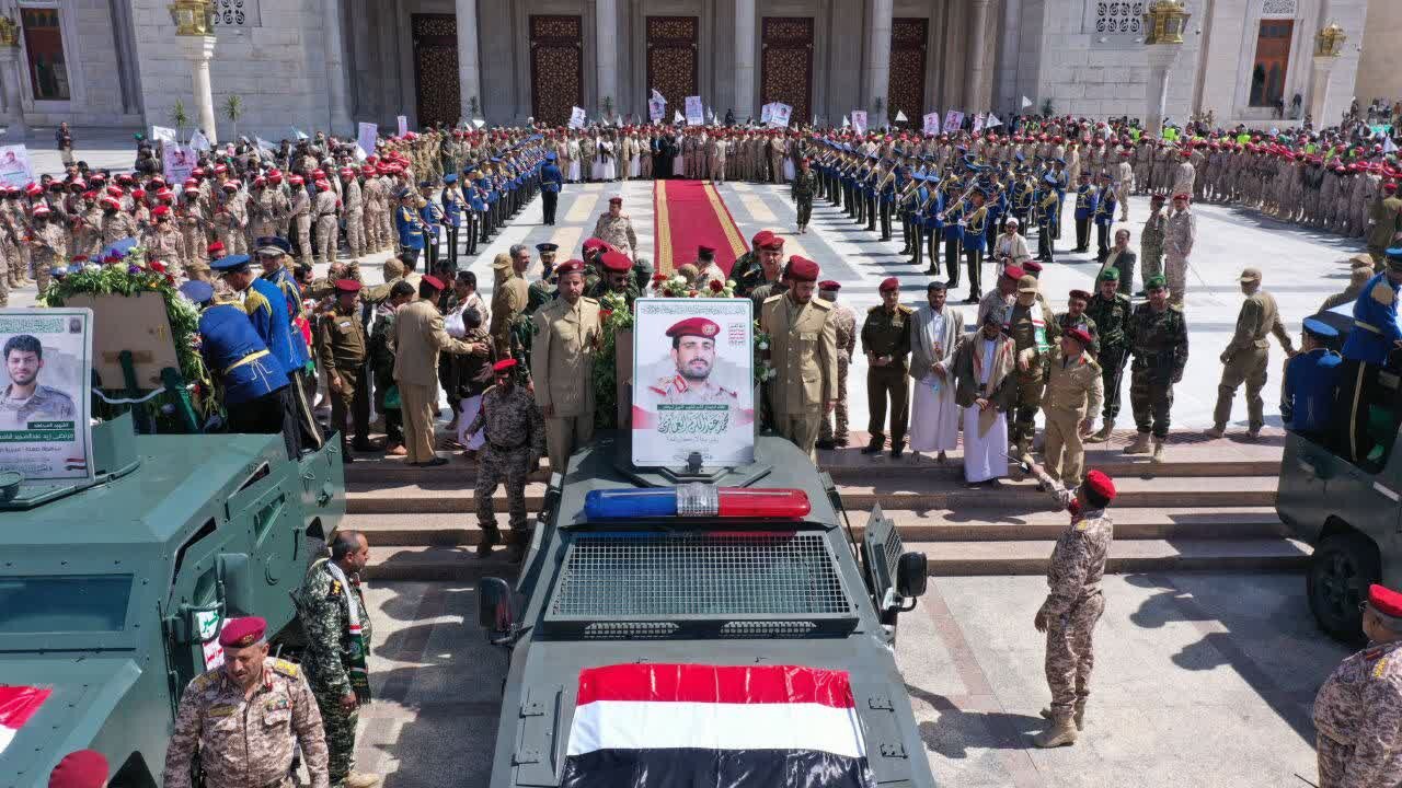 مراسم تشییع شهید عبدالکریم الغماری در صنعا برگزار شد + تصاویر و ویدیو