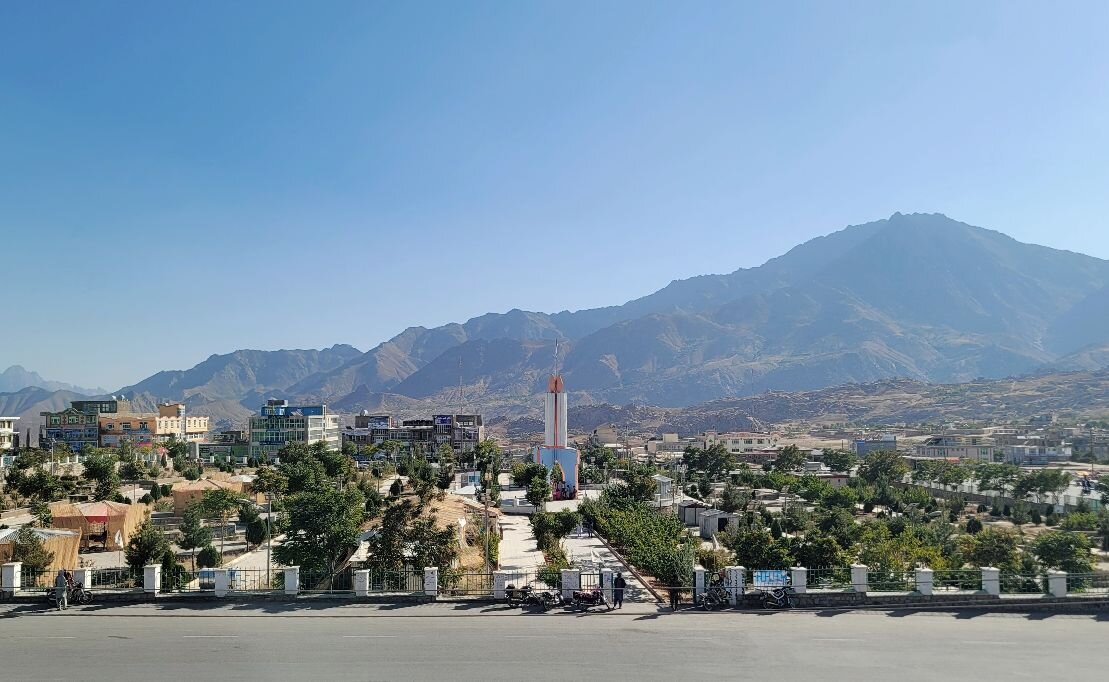 کمک نقدی یک میلیونی شیعیان دایکندی به زلزله‌زدگان شرق افغانستان