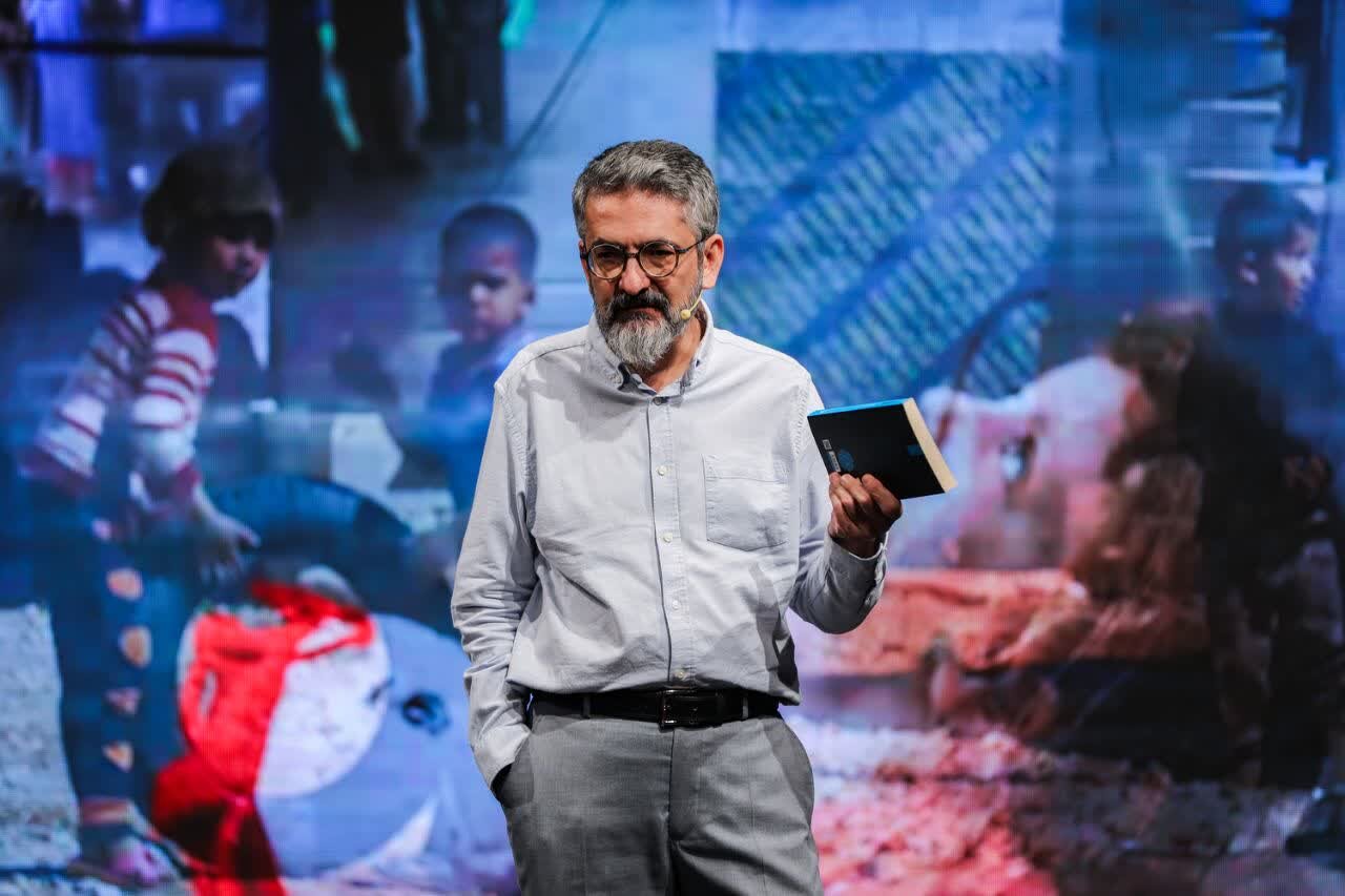 اکران برای ۱۷ کتاب درباره فلسطین و مقاومت اسلامی/ از «آینههای فرشتگان» تا «صمود» + تصاویر