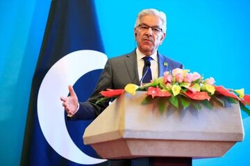تحریک طالبان پاکستان (TTP) سے کسی بھی صورت میں مذاکرات نہیں ہوں گے:خواجہ محمد آصف