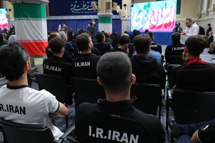 رہبر انقلاب اسلامی کا خطاب