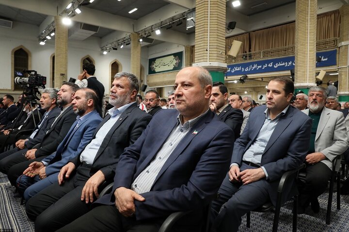 رہبر انقلاب اسلامی کا خطاب