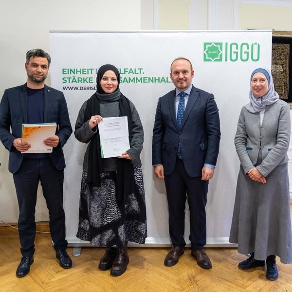 مراسم اعطای صلاحیت تدریس به معلمان جدید آموزش اسلام در مدارس اتریش، برگزار شد + تصاویر