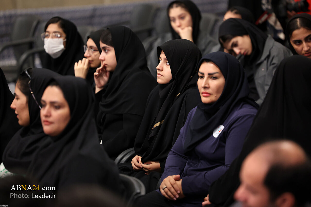 Hevdîtina şampiyonên werzîşê û serkeftiyên olîmpiyatên zanistî bi Rêberê Giranqedr ê Şoreşê re