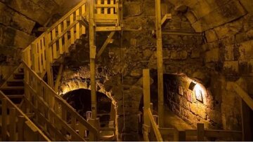 मस्जिदे अक्सा पर संकट, ज़ायोनी शासन ने सुरंगे खोद डाली