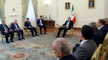 Pezeshkian: il collegamento ferroviario Iran-Iraq rafforzerà i legami economici / Naim Qassem: la stabilità del Libano dipende dal contenime