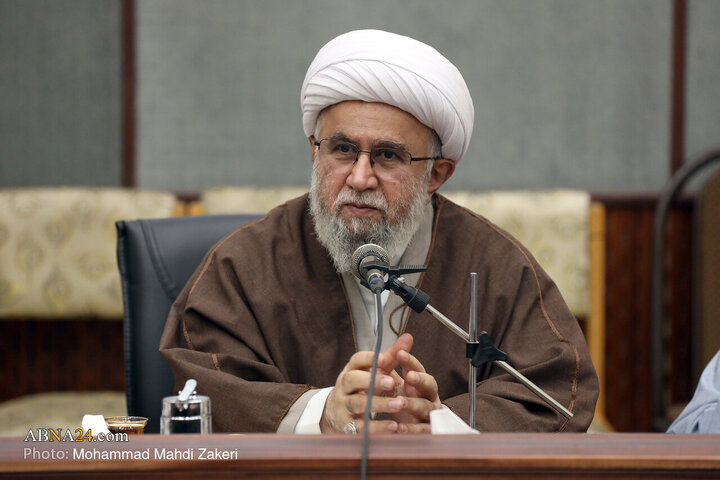 دیدار مهمانان کنگره بزرگداشت میرزای نائینی با دبیرکل مجمع جهانی اهل بیت(ع)