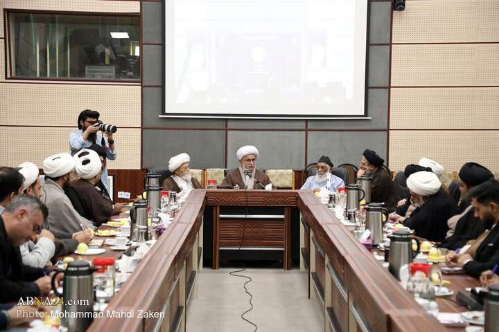 دیدار مهمانان کنگره بزرگداشت میرزای نائینی با دبیرکل مجمع جهانی اهل بیت(ع)