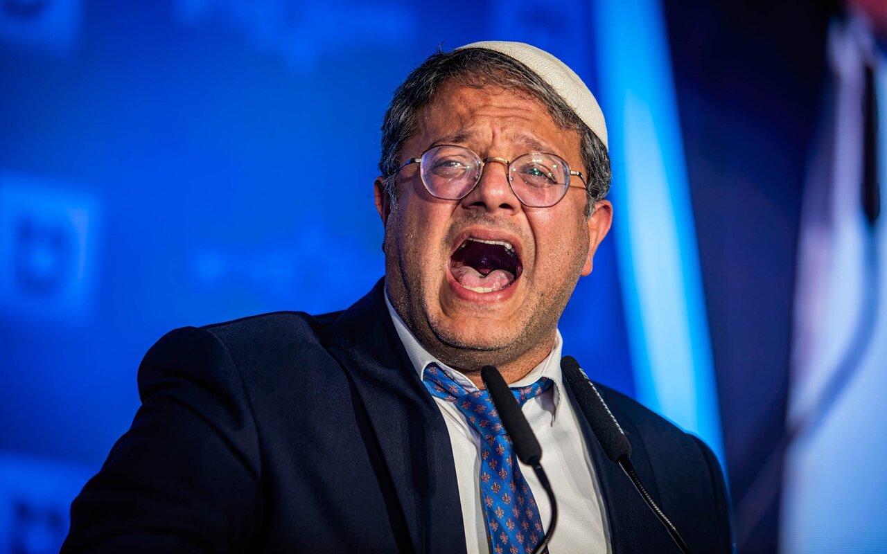 Criminal Israeli Minister Demands Execution Law for Palestinian Prisoners