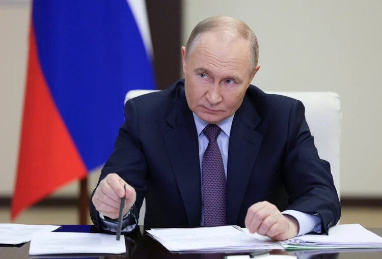 Владимир Путин отдал команду запустить «Ярс» и «Синеву»: Ядерная триада России нанесла тренировочный удар