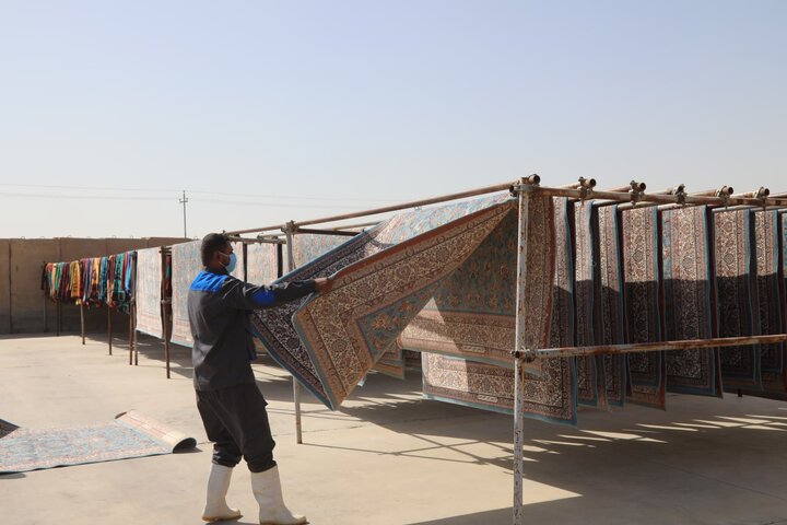 تقرير مصور/ نشاطات خدمية لشعبة معمل غسل السجاد التابع للعتبة الحسينية في كربلاء المقدسة