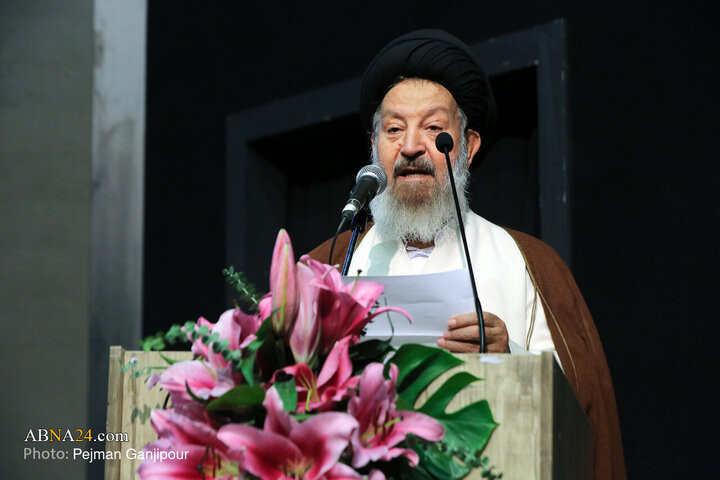 تقرير مصور/ مؤتمر البناء والتطوير وإعادة إعمار العتبات المقدسة عبر التاريخ في اصفهان