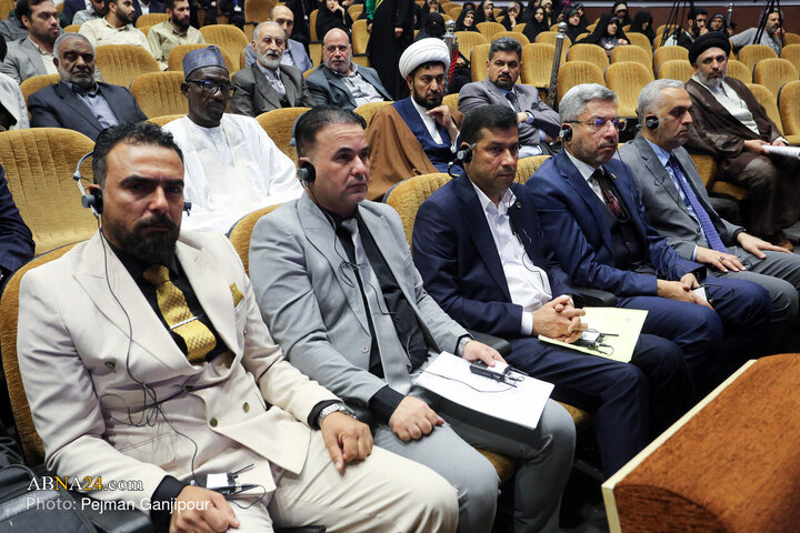 تقرير مصور/ مؤتمر البناء والتطوير وإعادة إعمار العتبات المقدسة عبر التاريخ في اصفهان