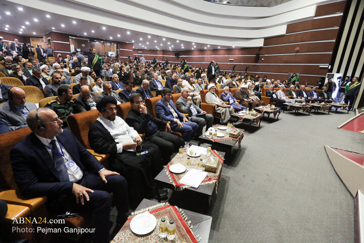 تقرير مصور/ مؤتمر البناء والتطوير وإعادة إعمار العتبات المقدسة عبر التاريخ في اصفهان