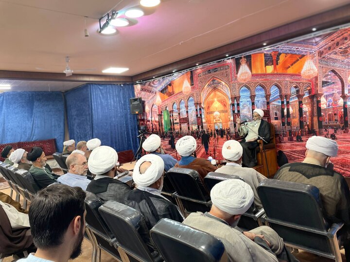 محبت و اخلاق پیامبر، فتح کننده قلوب بشر است/ عبادت بدون اخلاق، انسان را نجات نمی‌دهد