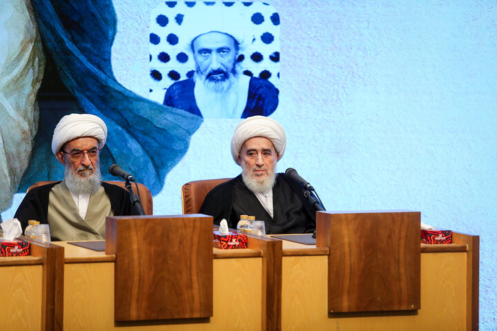 کنگره بین‌المللی میرزای نائینی در قم