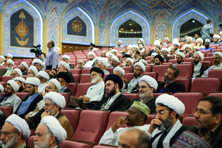 کنگره بین‌المللی میرزای نائینی در قم