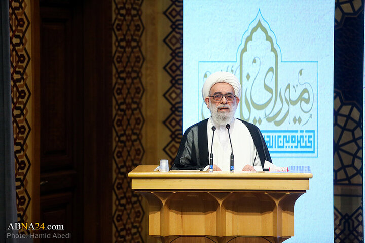 کنگره بین‌المللی میرزای نائینی در قم