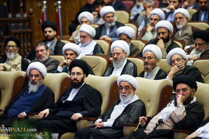 کنگره بین‌المللی میرزای نائینی در قم