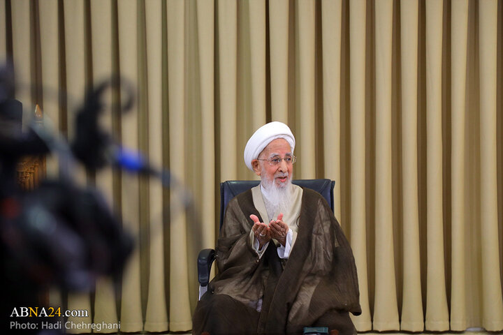 دیدار اعضای ستاد بزرگداشت روحانیون رزمنده مازندران با آیت‌الله‌العظمی جوادی آملی
