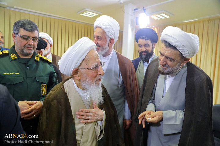 دیدار اعضای ستاد بزرگداشت روحانیون رزمنده مازندران با آیت‌الله‌العظمی جوادی آملی