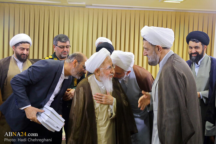 دیدار اعضای ستاد بزرگداشت روحانیون رزمنده مازندران با آیت‌الله‌العظمی جوادی آملی