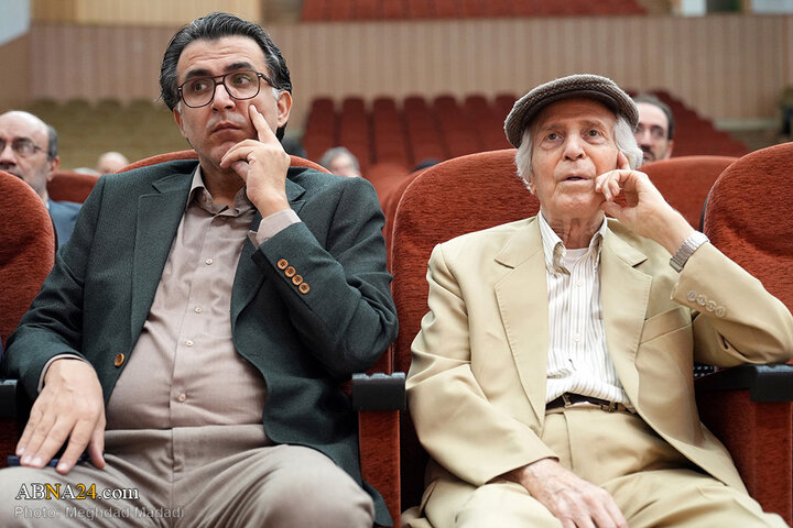 اختتامیه سومین دوره دوسالانه «کتاب عاشورا» در تهران