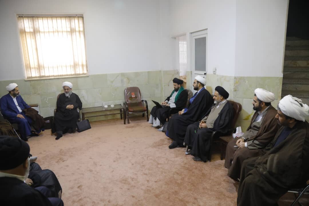 احیای سنت «گعده‌های علمی» در درس خارج فقه و اصول حوزه علمیه قم