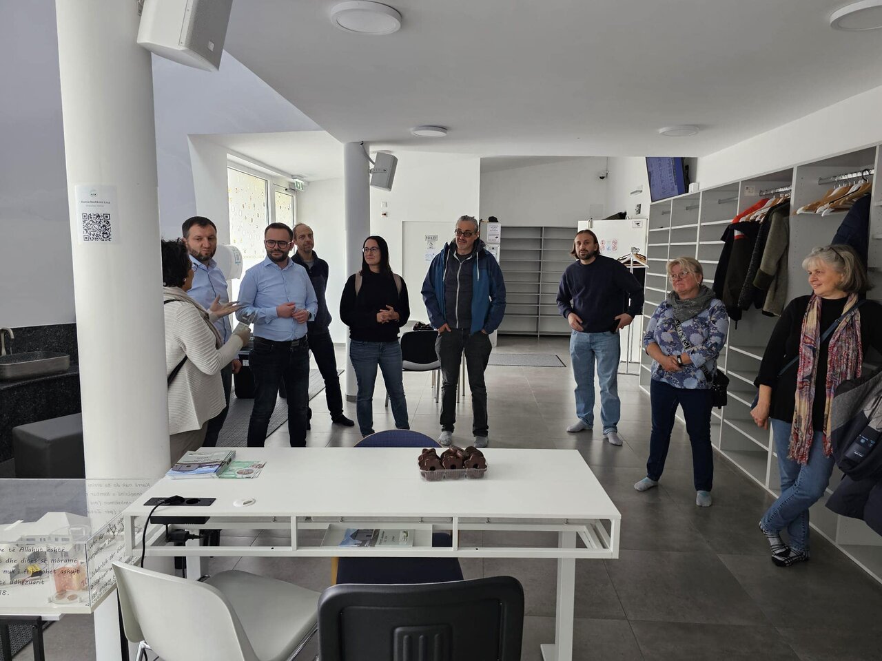 بازدید مردم و سیاستمدران محلی اتریش از مسجد باشیکمی به مناسبت رویداد درهای باز مساجد