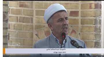 Îmamê Nimêja Înê ya Mehabadê: Divê rêxistinên navneteweyî û parêzvanên mafên mirovan li dijî şerxwaziya rejîma Siyonîst rawestin