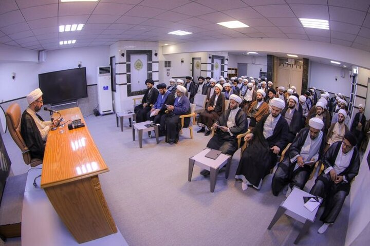 تقرير مصور/ اختتام ورشة لإعداد المحاضرات القرآنية الرمضانية بكربلاء